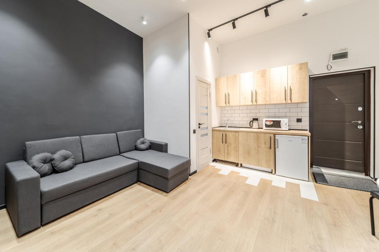 Modern Apartment In The Old City Lviv Exterior photo