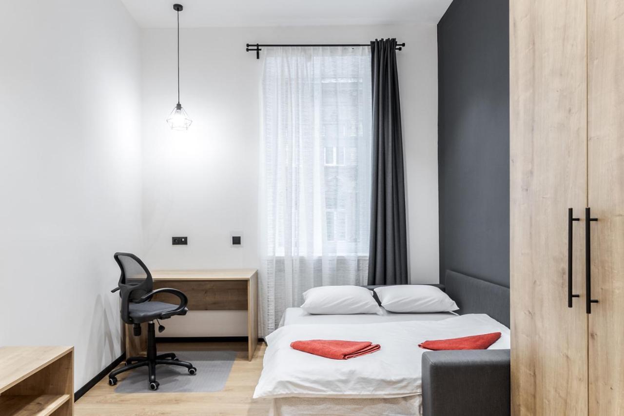 Modern Apartment In The Old City Lviv Exterior photo