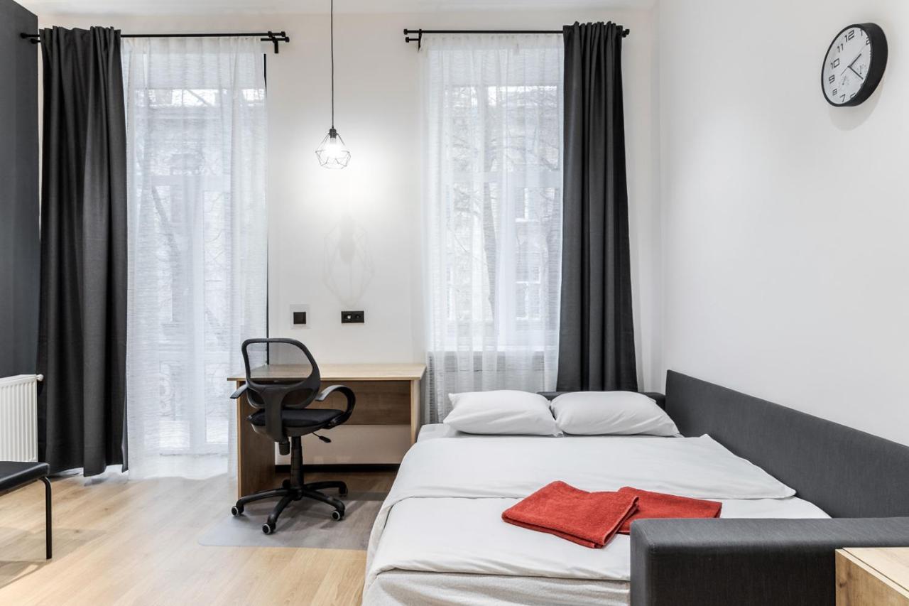 Modern Apartment In The Old City Lviv Exterior photo